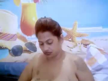 Dellhi girl boobs fondling and pussy fingering by self