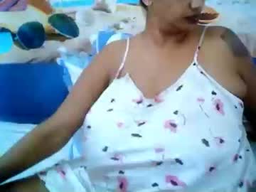 Tamil wife massage and Fingering by Husband